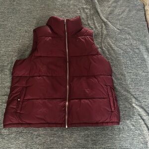 Old Navy Zip Up Puffer Vest Size XXL